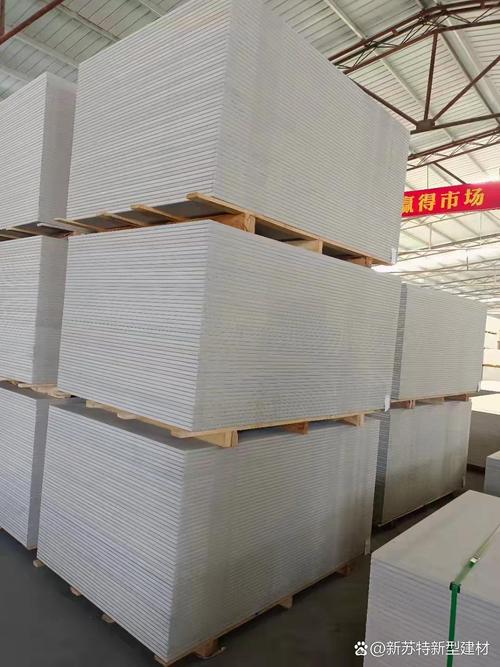 它具有防火,防潮,隔音,隔热等多种优良性能,能满足不同建筑场景的